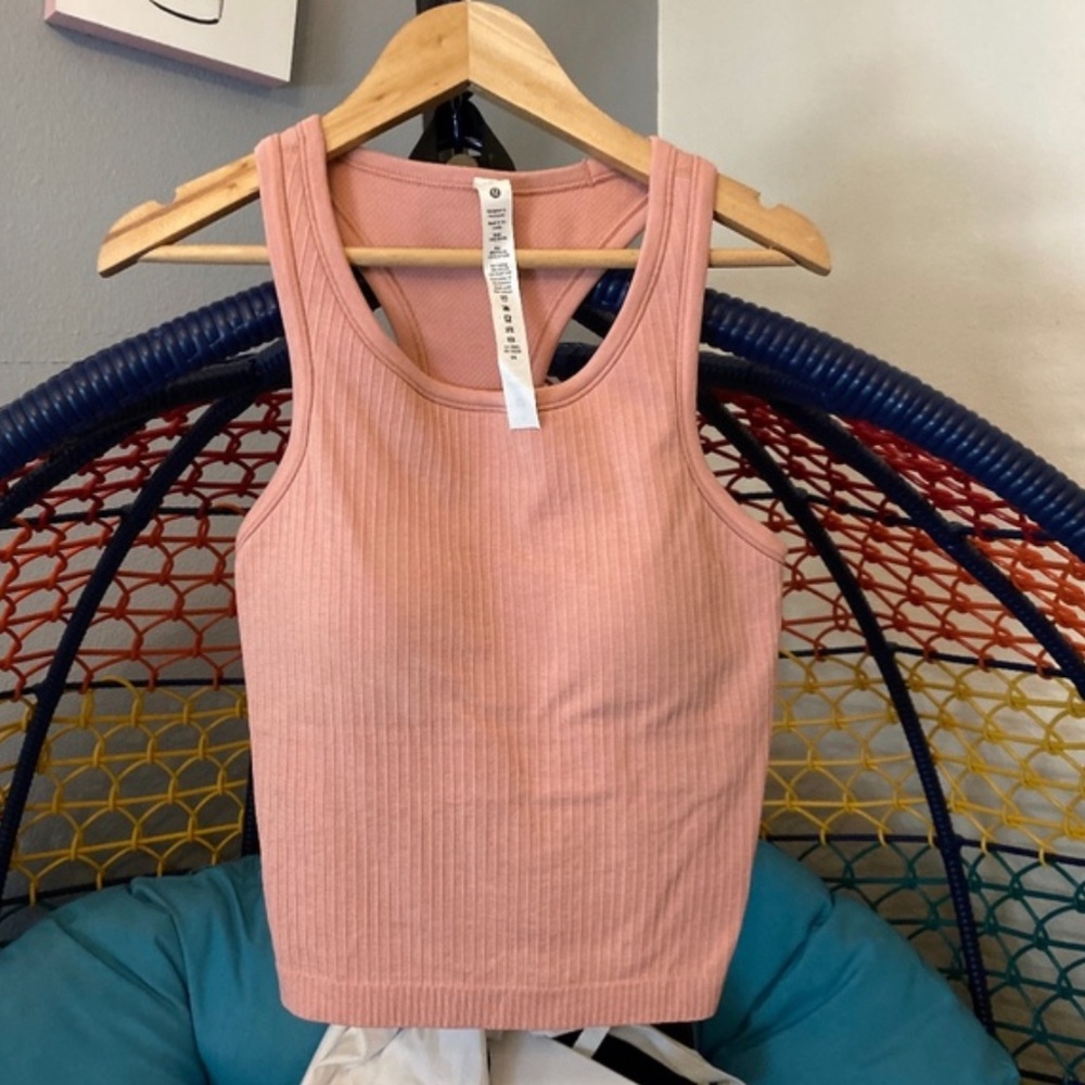 Lululemon Pink Puff Ebb to Street Crop Tank Size 6